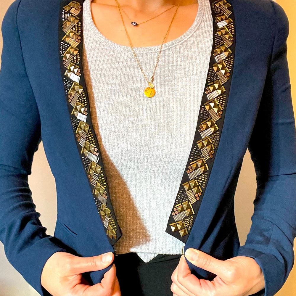 STATEMENT BCBGMAXAZRIA BLAZER XS - Picture 6 of 6